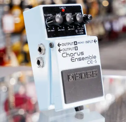 BOSS - CE-5 - Stereo Chorus 2